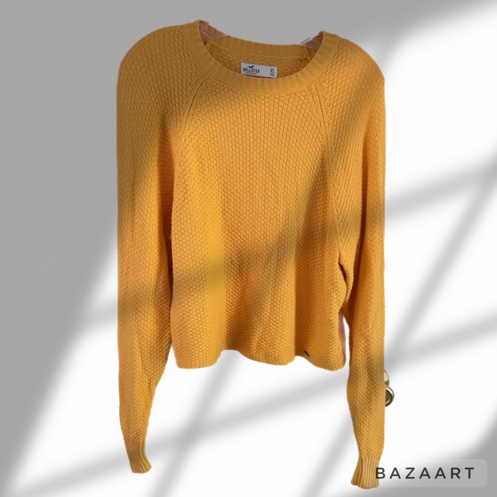 Hollister cute sweater